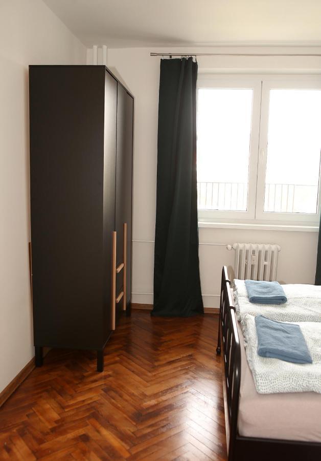 New Colorful Apartment With Big Balcony Bratislava Extérieur photo